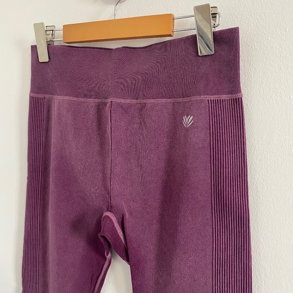 BURGUNDY  FOREVER 21 HIGH RISE LEGGINGS